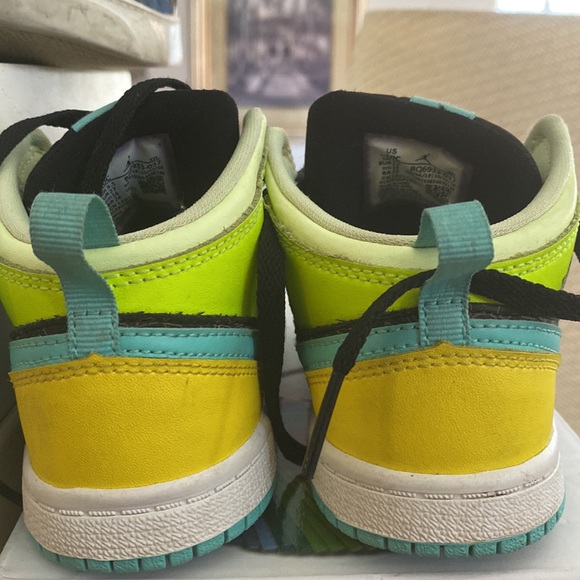 Jordan 1’s - Picture 5 of 5